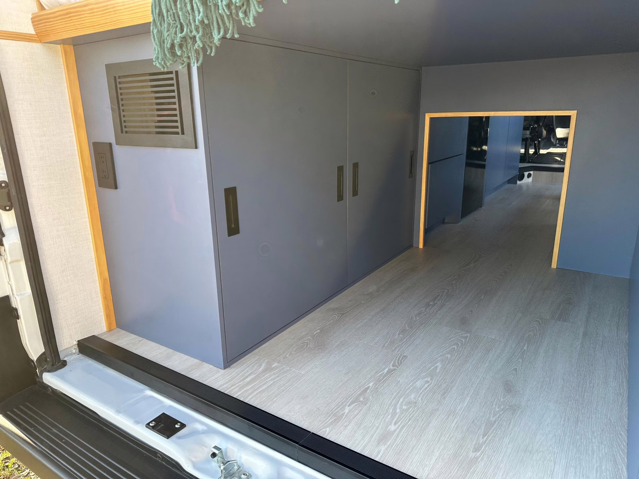 2024 Ram Promaster Cargo 3500 Extended High Roof - Image 39