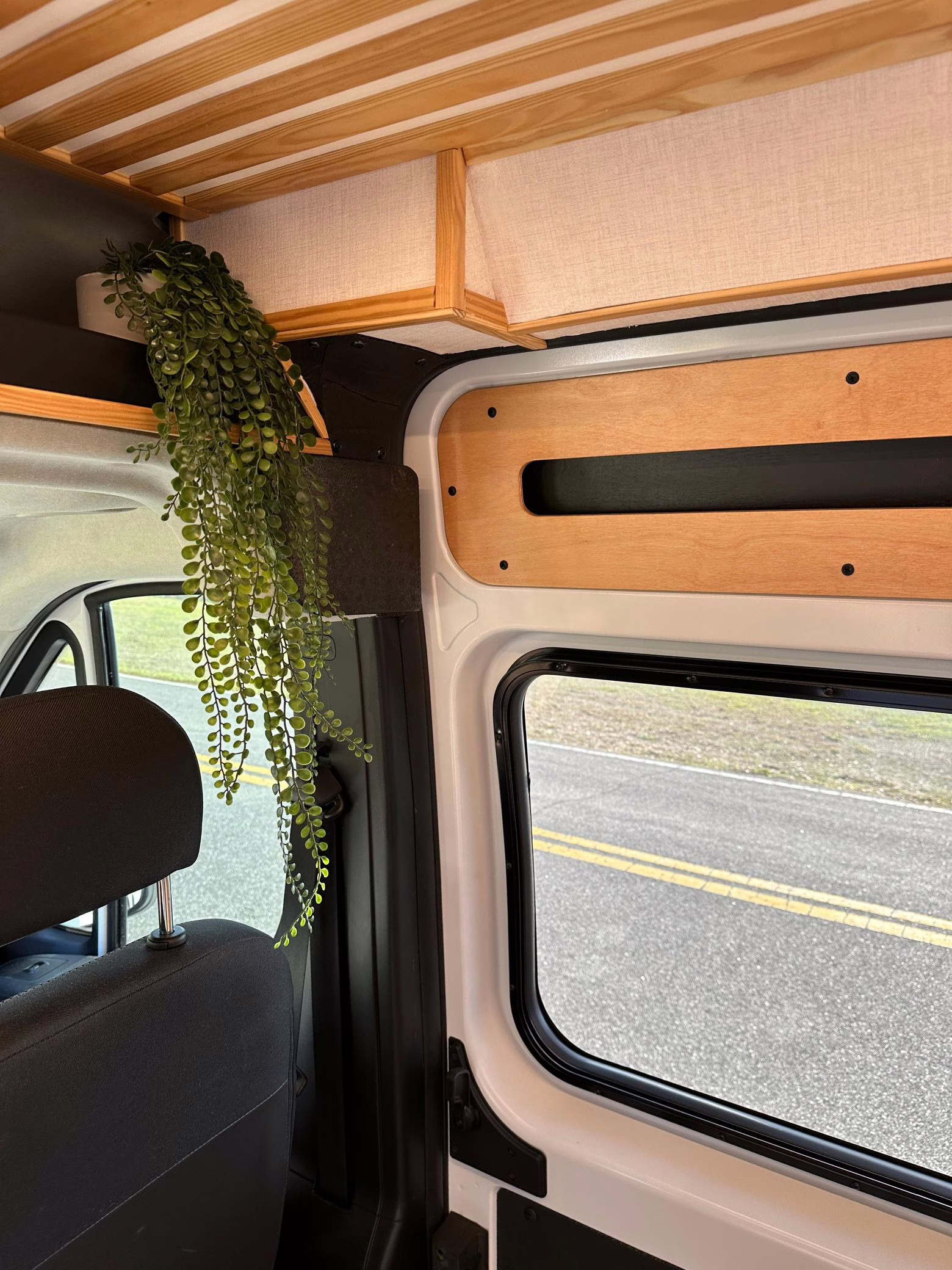 2024 Ram Promaster Cargo 3500 Extended High Roof - Image 44