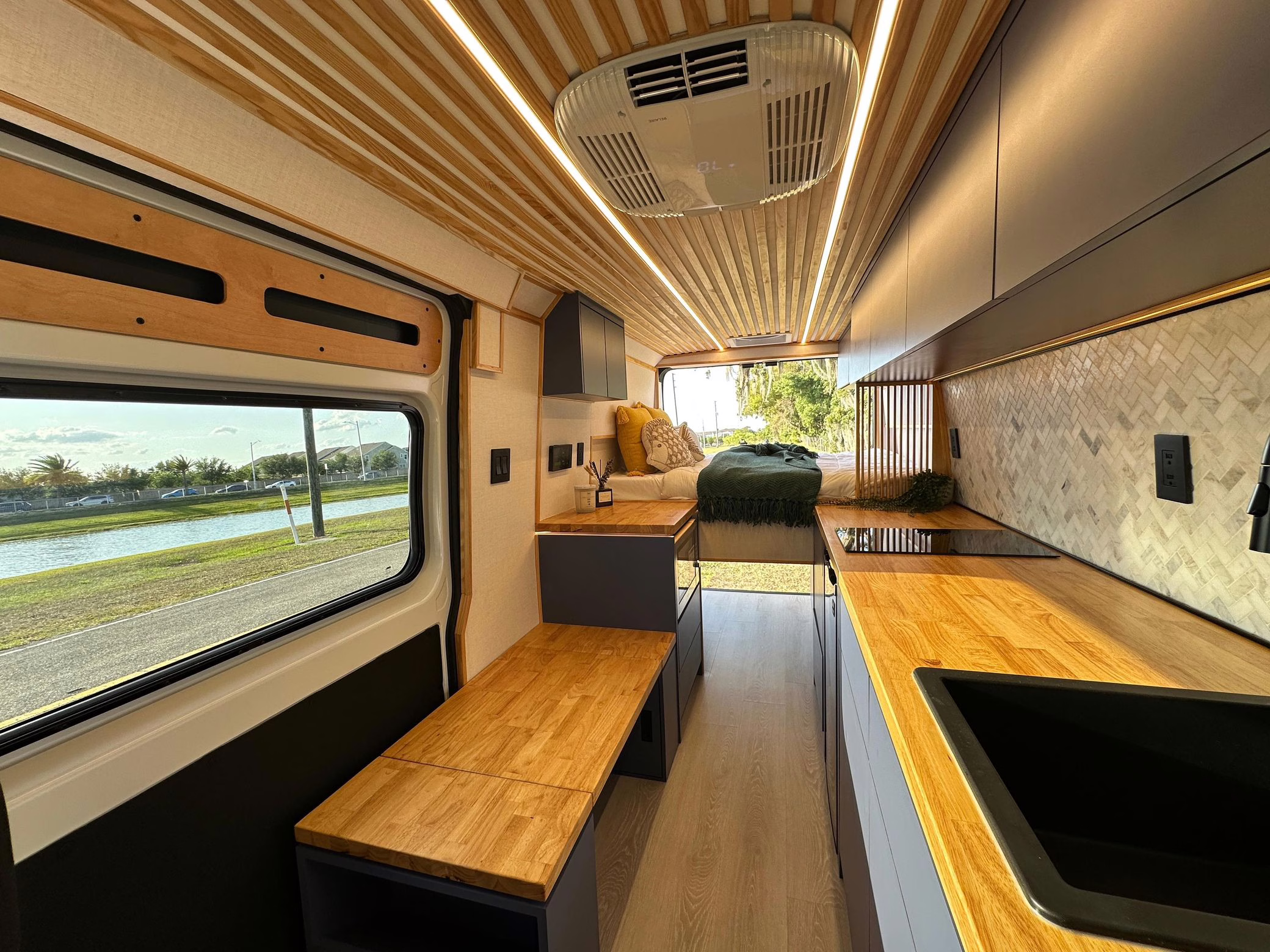 2024 Ram Promaster Cargo 3500 Extended High Roof - Image 70