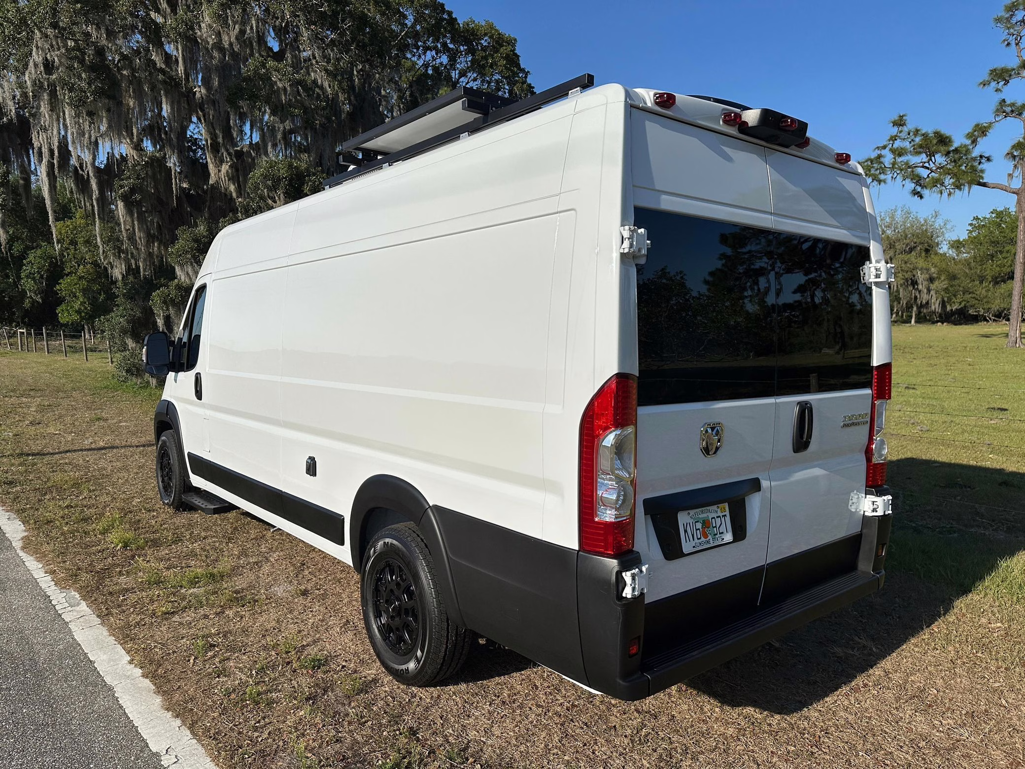 2024 Ram Promaster Cargo 3500 Extended High Roof - Image 10