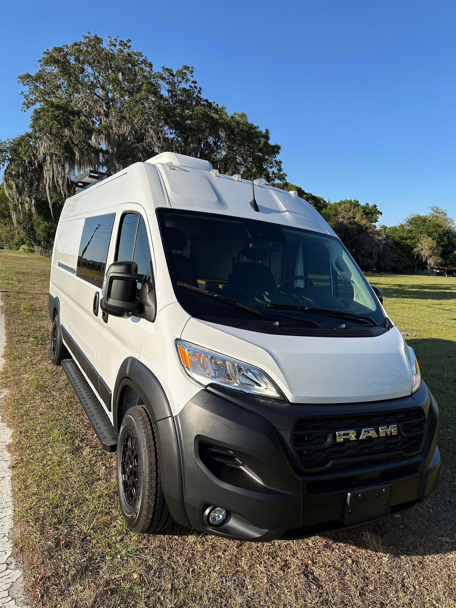 2024 Ram Promaster Cargo 3500 Extended High Roof - Image 11