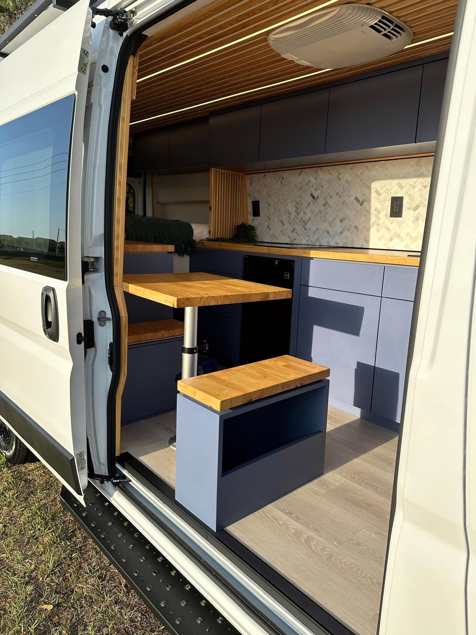 2024 Ram Promaster Cargo 3500 Extended High Roof - Image 84