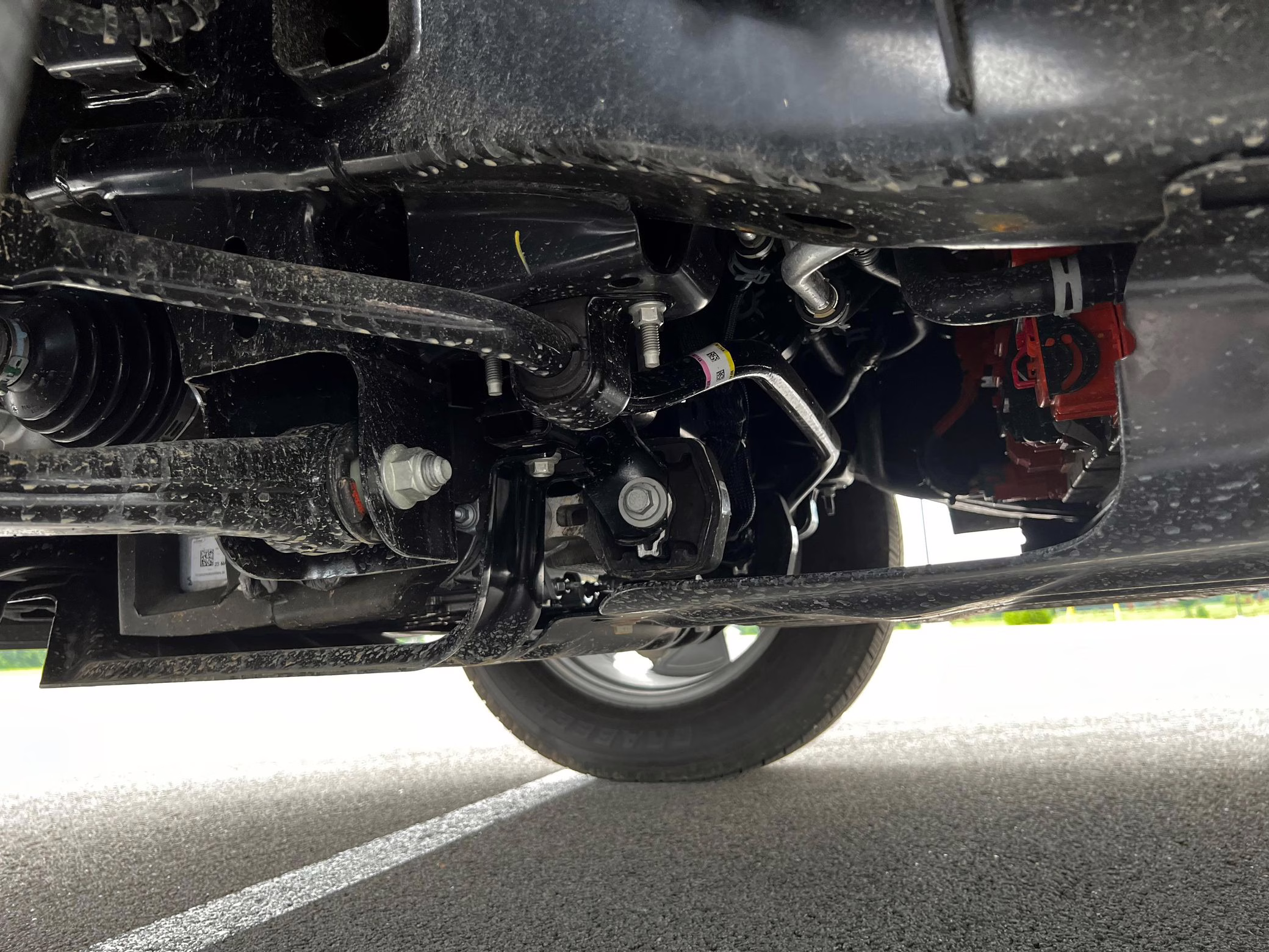 2022 Ford F-150 Lightning Lariat - Image 16