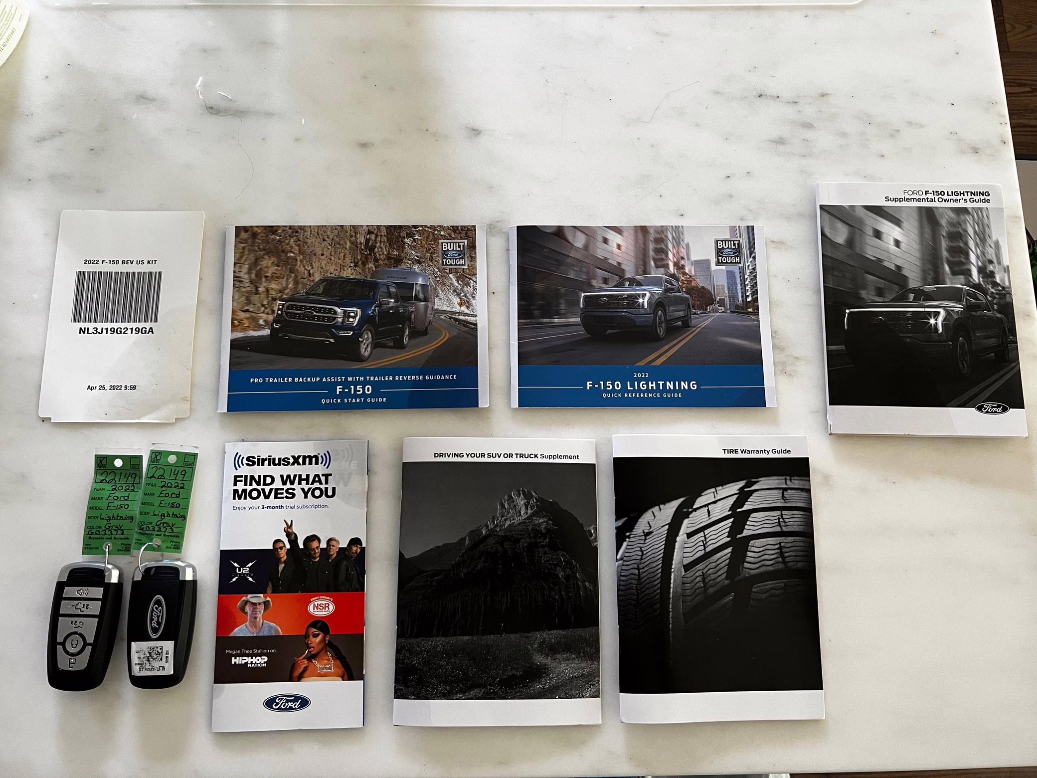 2022 Ford F-150 Lightning Lariat - Image 66